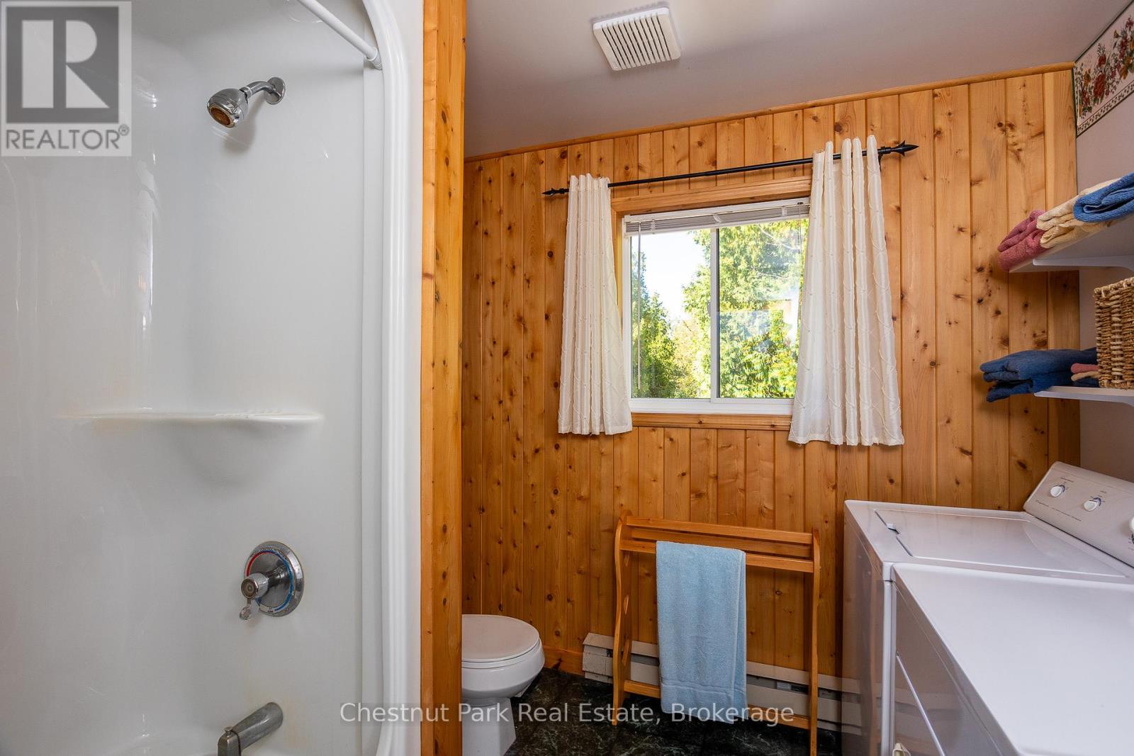 11 Eagle Road, Northern Bruce Peninsula, Ontario  N0H 2R0 - Photo 14 - X12879866