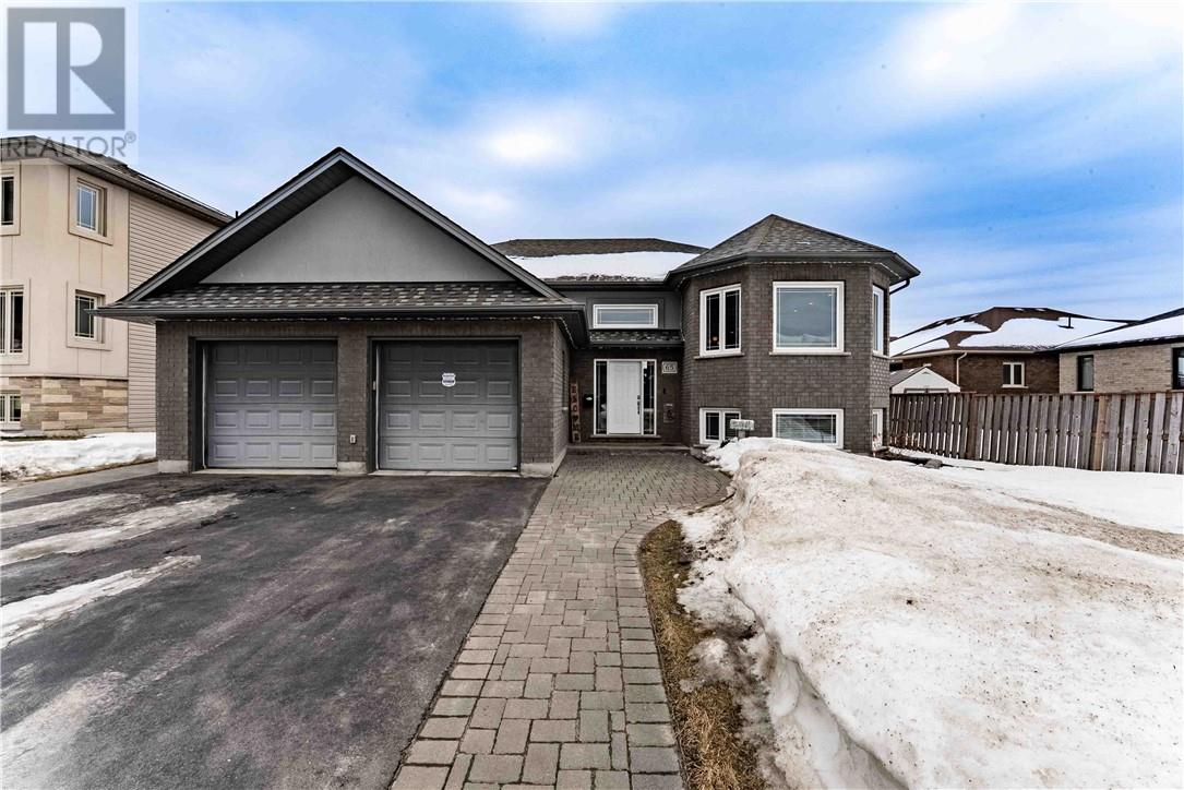 65 Westport Street, Sudbury, Ontario  P3B 0G2 - Photo 2 - 2126713