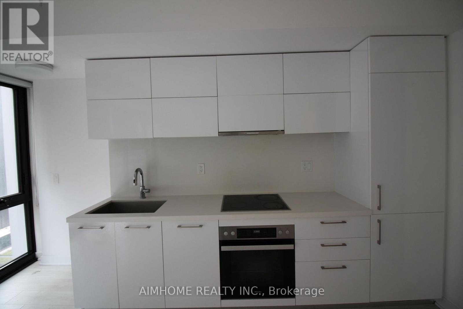 1508 - 188 Cumberland Street, Toronto, Ontario  M5R 0B6 - Photo 2 - C12879862