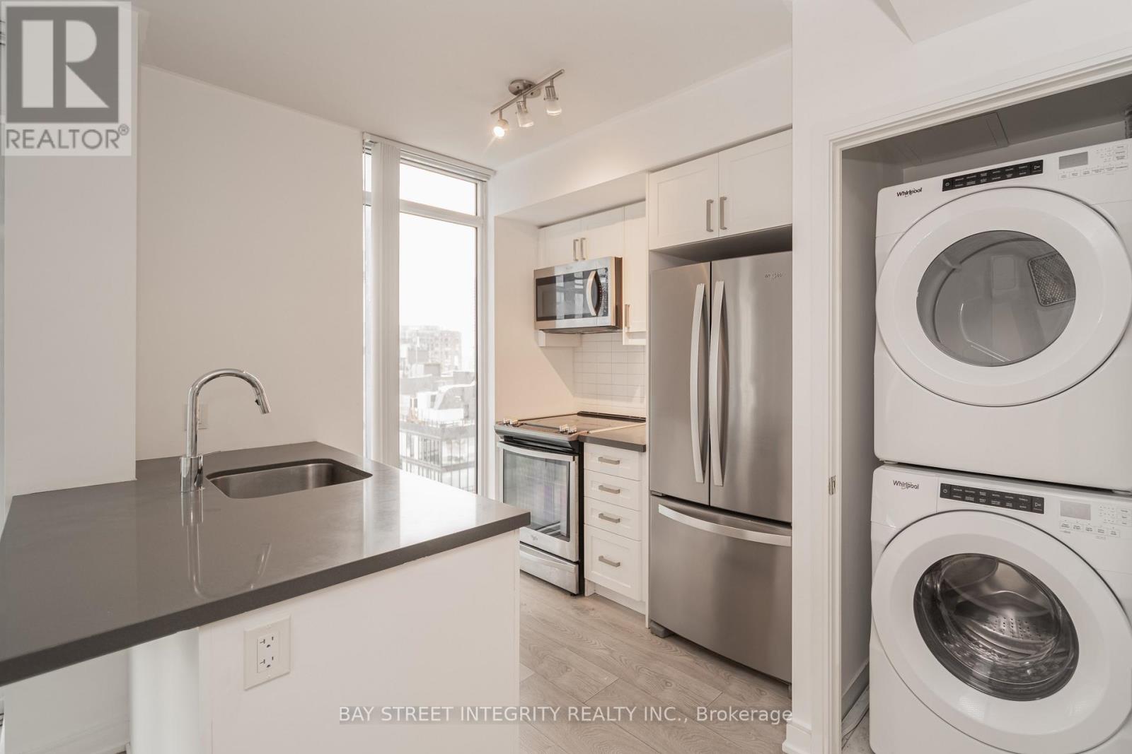 2801 - 50 Wellesley E Street, Toronto, Ontario  M4Y 0C8 - Photo 11 - C12879870