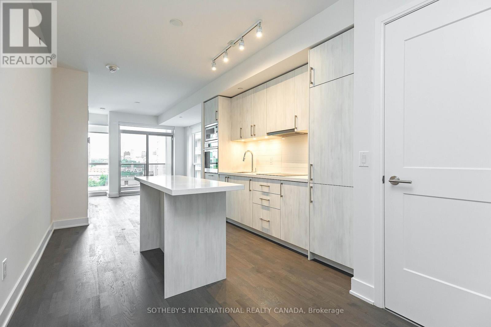 906 - 88 Cumberland Street, Toronto, Ontario  M5R 0C8 - Photo 3 - C12879894