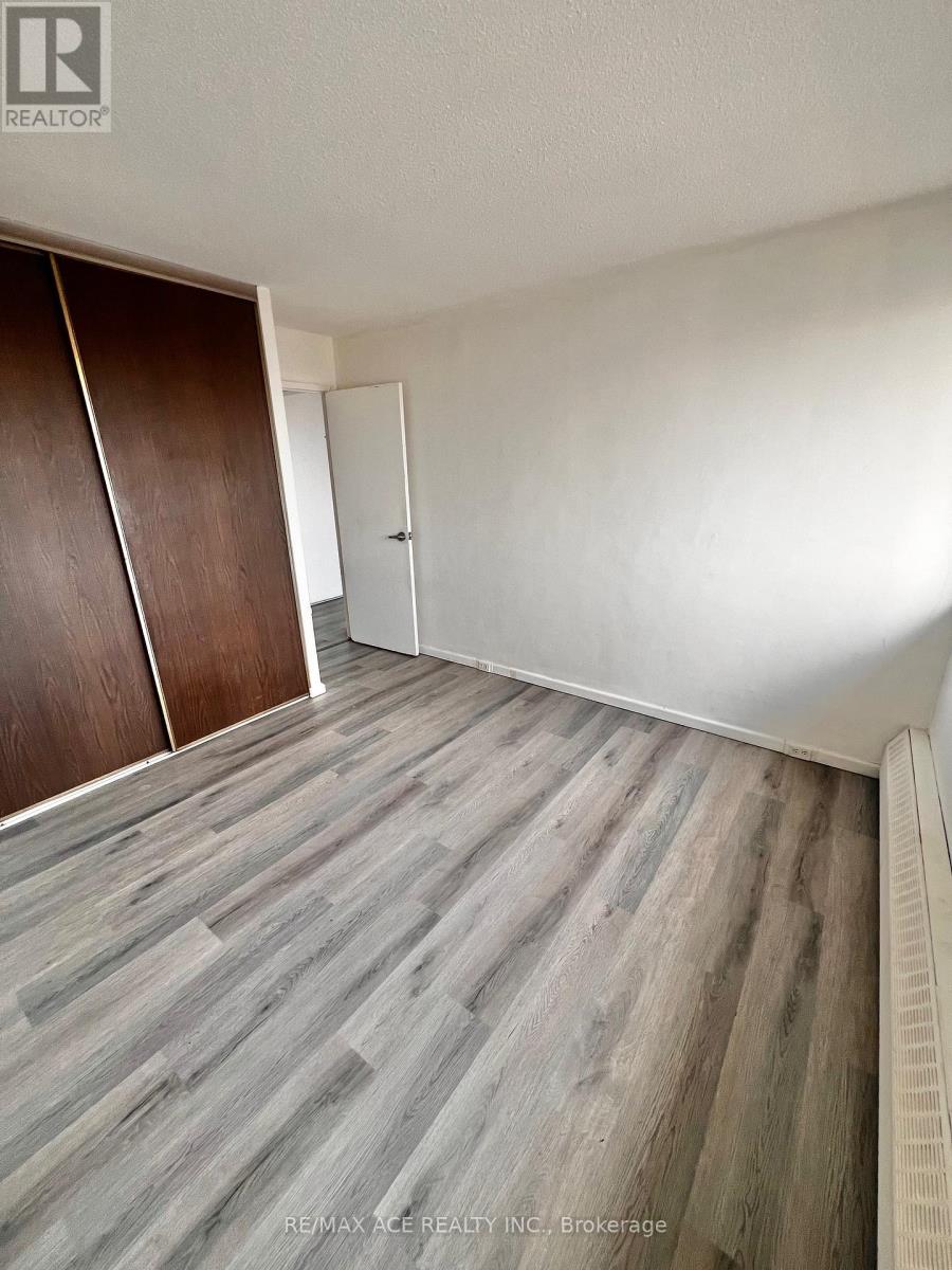 1504 - 725 Don Mills Road N, Toronto, Ontario  M3C 1S6 - Photo 18 - C12879896