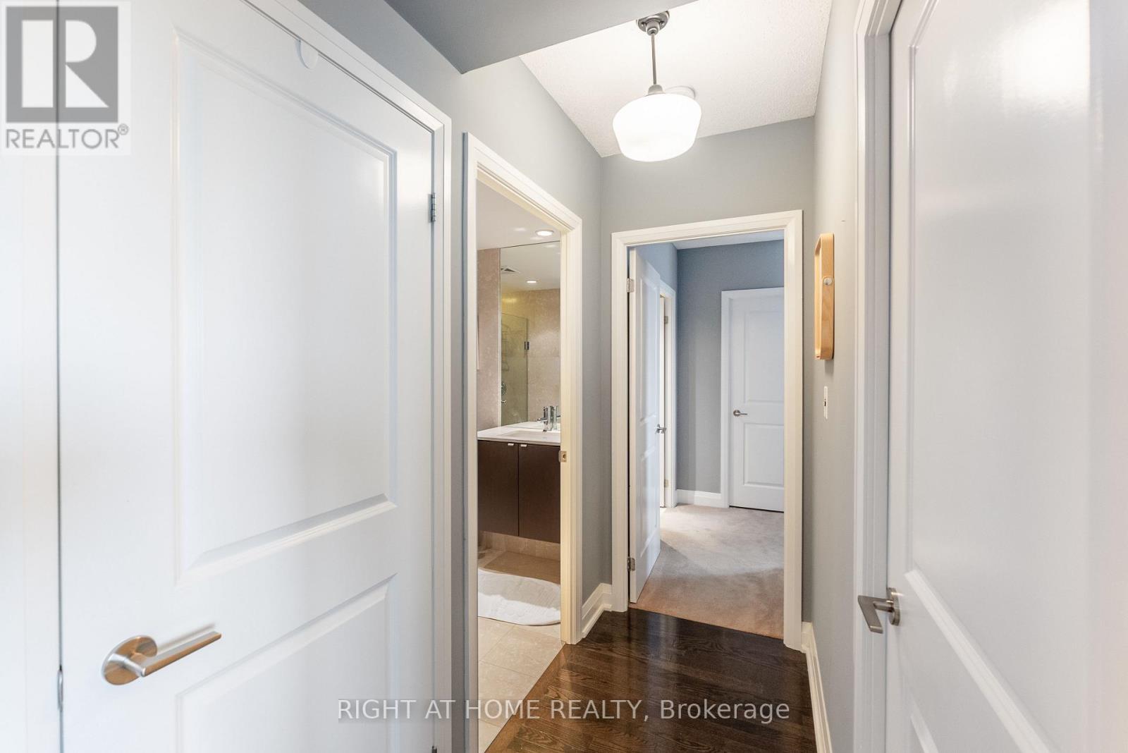 704 - 1430 Yonge Street, Toronto, Ontario  M4T 1Y6 - Photo 24 - C12879900