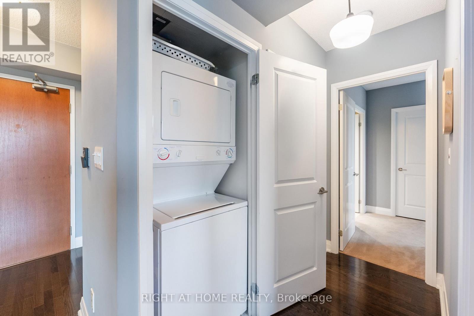 704 - 1430 Yonge Street, Toronto, Ontario  M4T 1Y6 - Photo 25 - C12879900