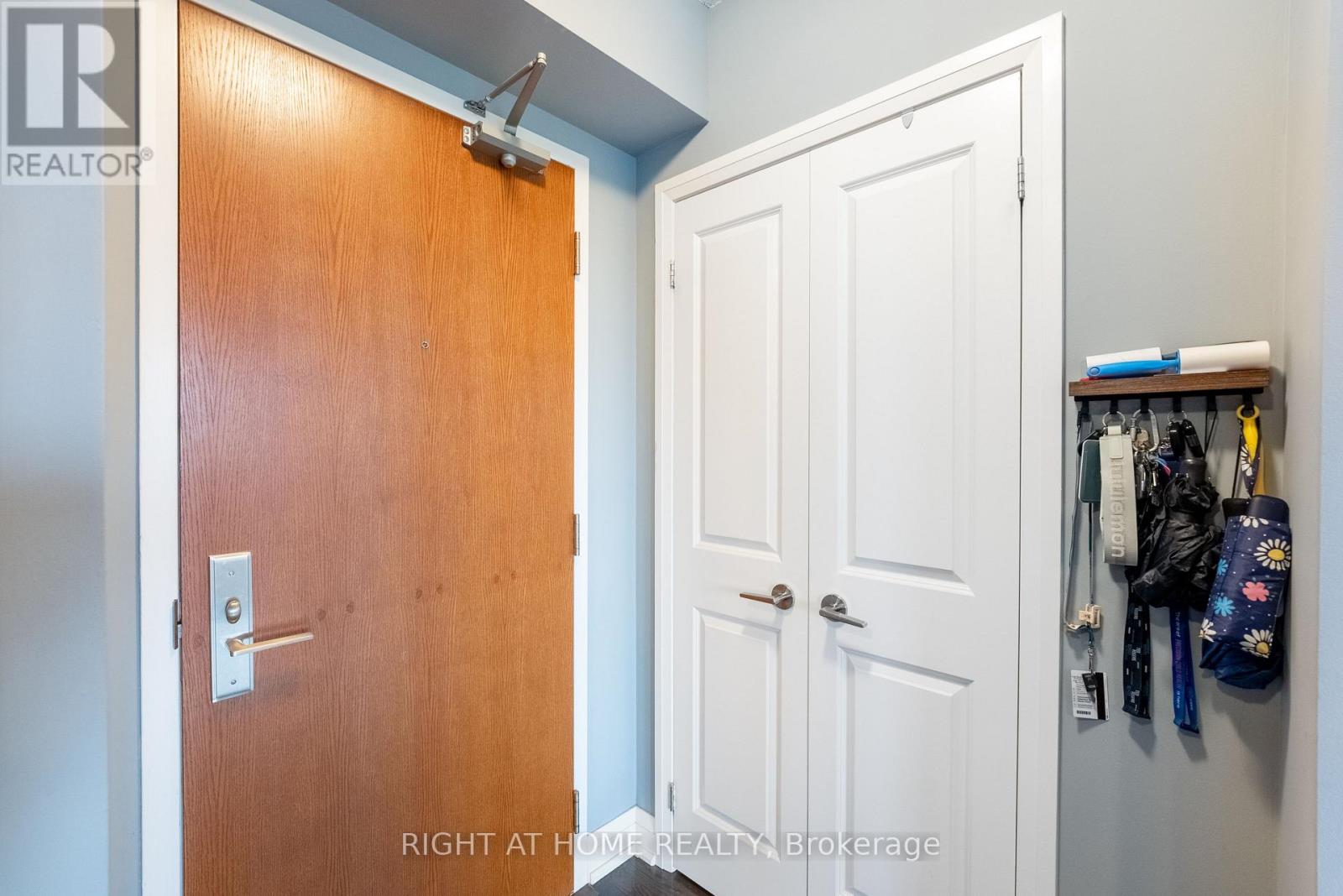 704 - 1430 Yonge Street, Toronto, Ontario  M4T 1Y6 - Photo 6 - C12879900