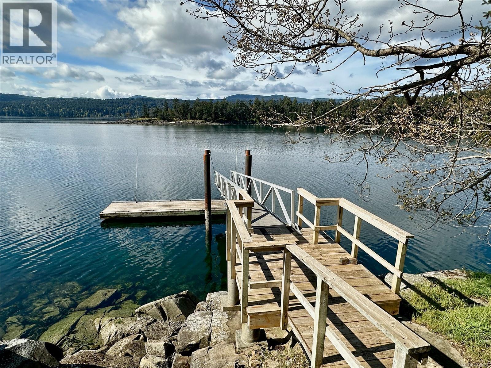220 Scott Point Dr, Salt Spring, British Columbia  V8K 2R1 - Photo 3 - 1028687