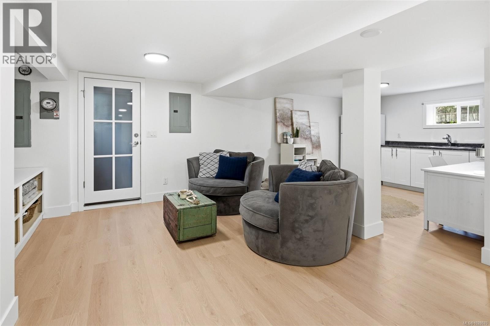 3903 Lauder Rd, Saanich, British Columbia  V8N 4H3 - Photo 20 - 1028070