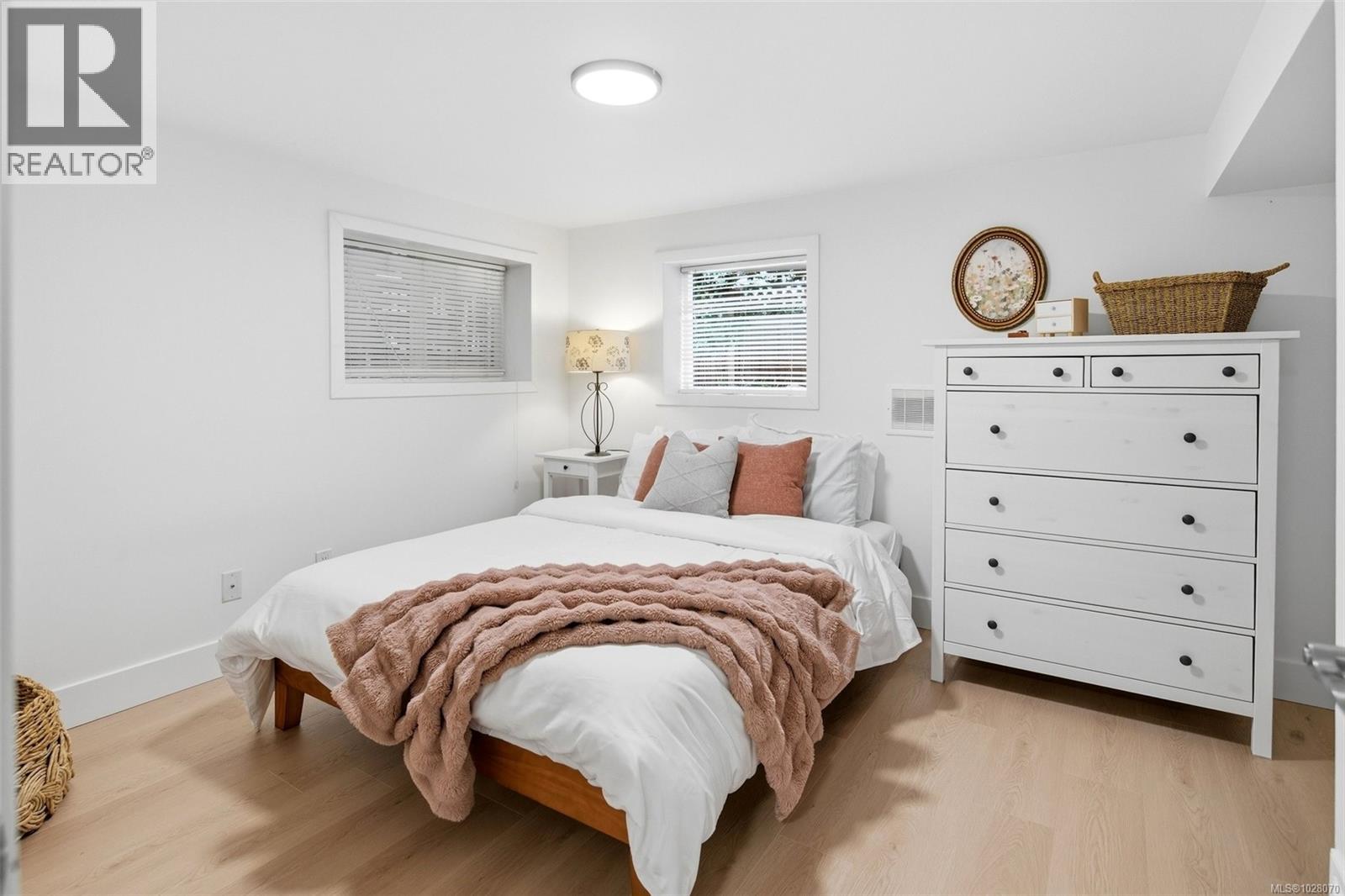 3903 Lauder Rd, Saanich, British Columbia  V8N 4H3 - Photo 23 - 1028070