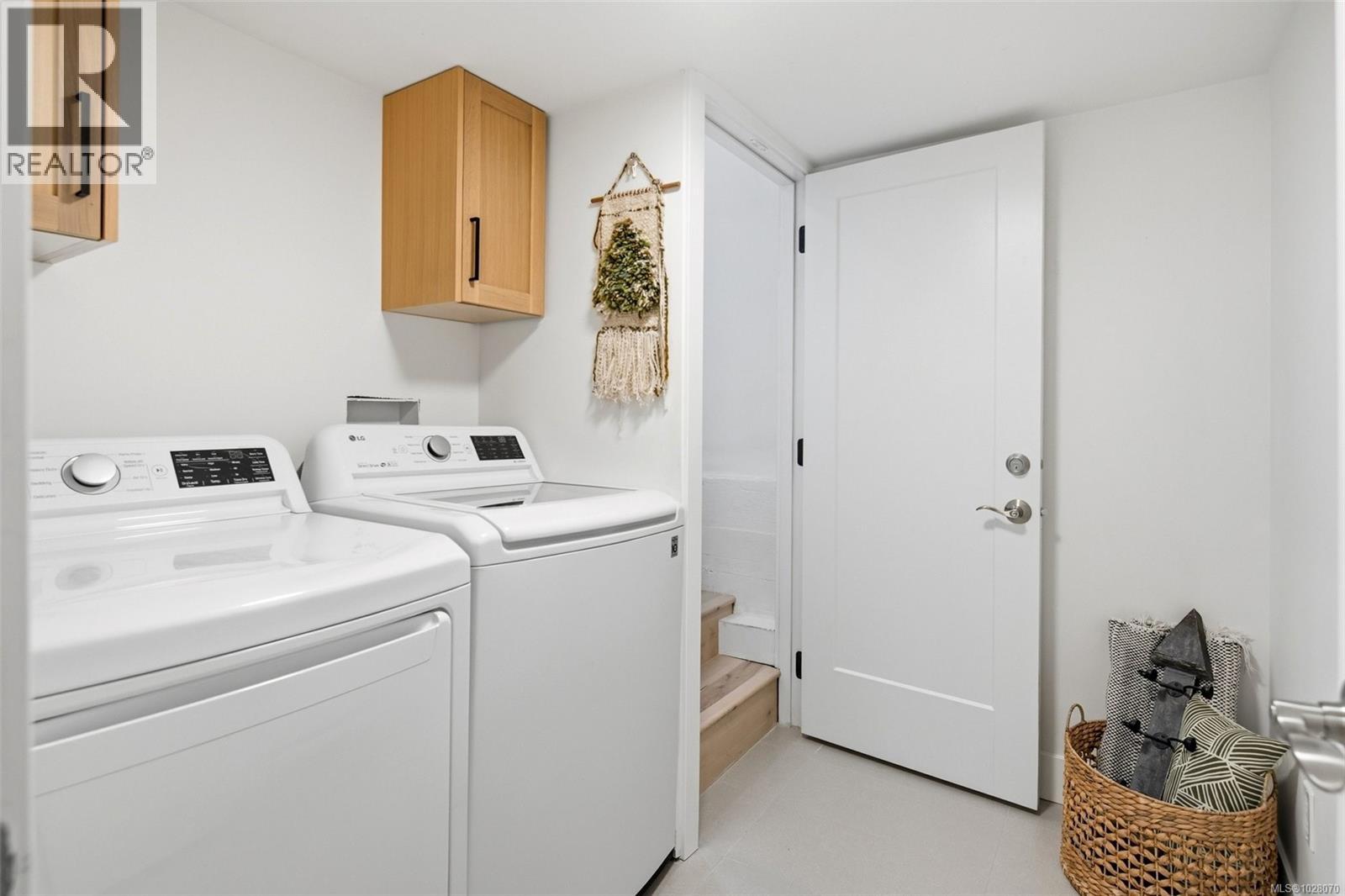 3903 Lauder Rd, Saanich, British Columbia  V8N 4H3 - Photo 26 - 1028070