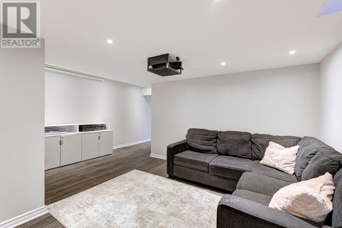 49 Humber Forest Court, Vaughan, Ontario  L4H 1N3 - Photo 27 - N12879842