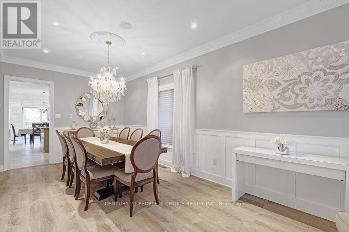 49 Humber Forest Court, Vaughan, Ontario  L4H 1N3 - Photo 7 - N12879842