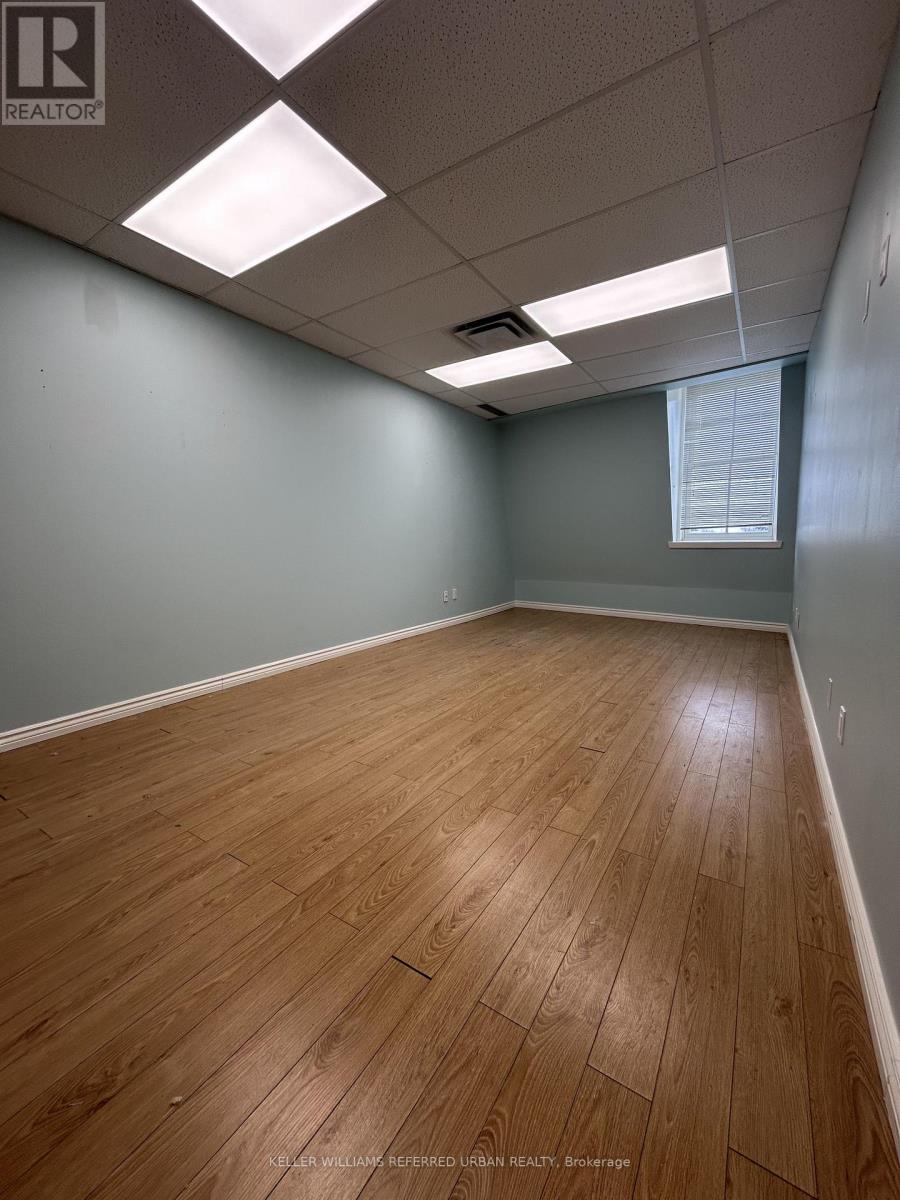 201 - 10132 Yonge Street, Richmond Hill, Ontario  L4C 1T6 - Photo 12 - N12879880