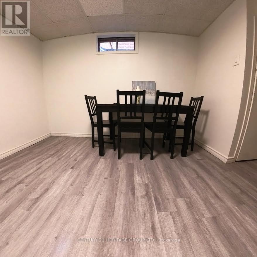 38 Gray Crescent, Richmond Hill, Ontario  L4C 5V5 - Photo 19 - N12879890