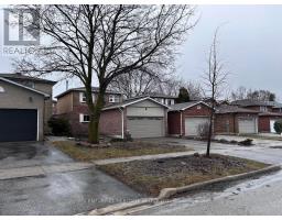 38 GRAY CRESCENT, Richmond Hill, Ontario
