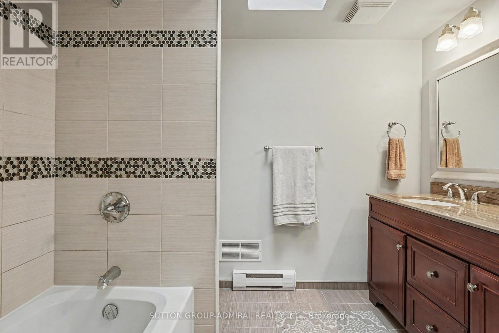 14628 Woodbine Avenue, Whitchurch-Stouffville, Ontario  L4A 2H5 - Photo 17 - N12879892