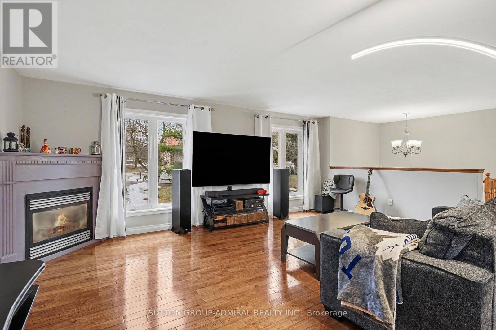 14628 Woodbine Avenue, Whitchurch-Stouffville, Ontario  L4A 2H5 - Photo 3 - N12879892