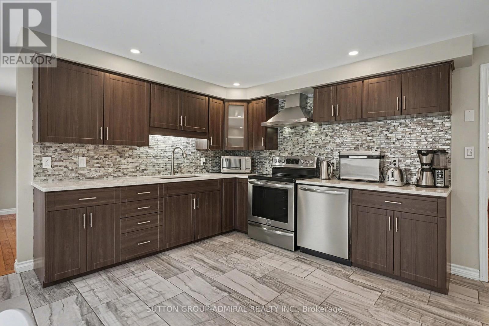 14628 Woodbine Avenue, Whitchurch-Stouffville, Ontario  L4A 2H5 - Photo 7 - N12879892