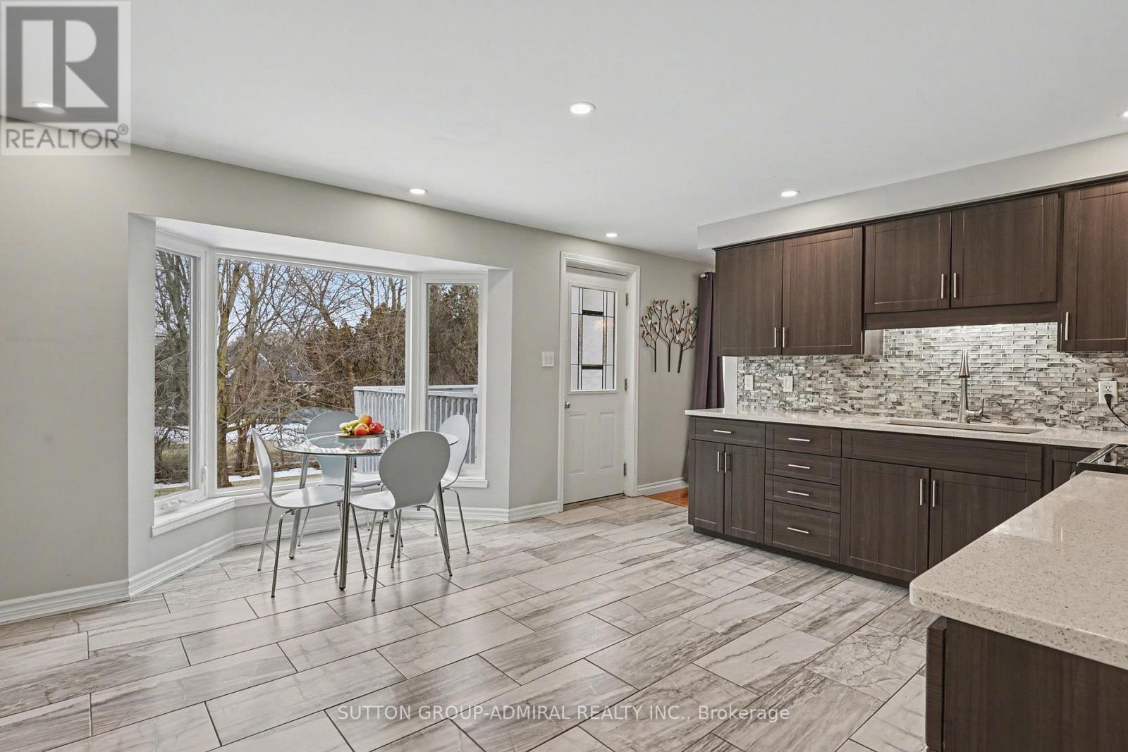 14628 Woodbine Avenue, Whitchurch-Stouffville, Ontario  L4A 2H5 - Photo 8 - N12879892