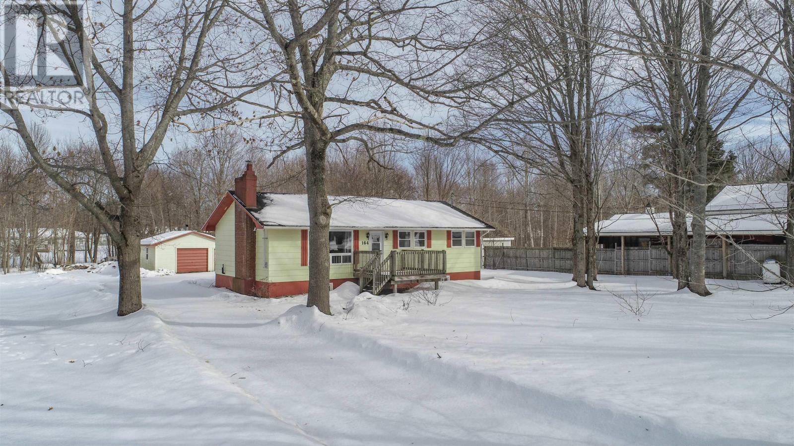 164 Foster St Berwick Ns B0p 1e0, Berwick, Nova Scotia  B0P 1E0 - Photo 3 - 202604272