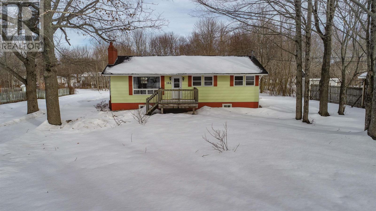 164 Foster St Berwick Ns B0p 1e0, Berwick, Nova Scotia  B0P 1E0 - Photo 2 - 202604272