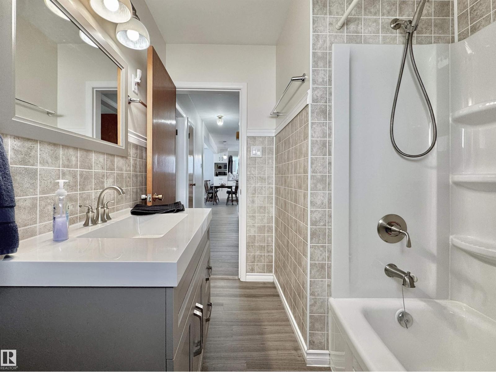 13012 123 St Nw, Edmonton, Alberta  T5L 0J7 - Photo 10 - E4477295