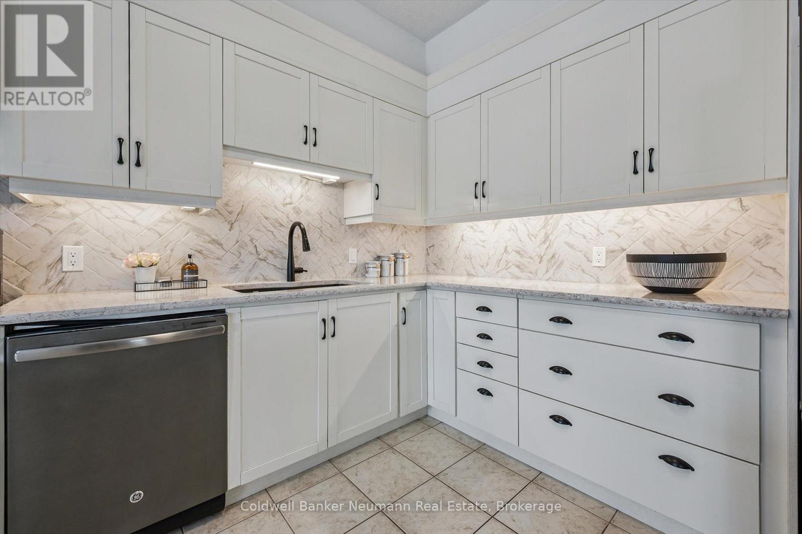 23 Spencer Crescent, Guelph (Pineridge/westminster Woods), Ontario  N1L 1M2 - Photo 13 - X12865104