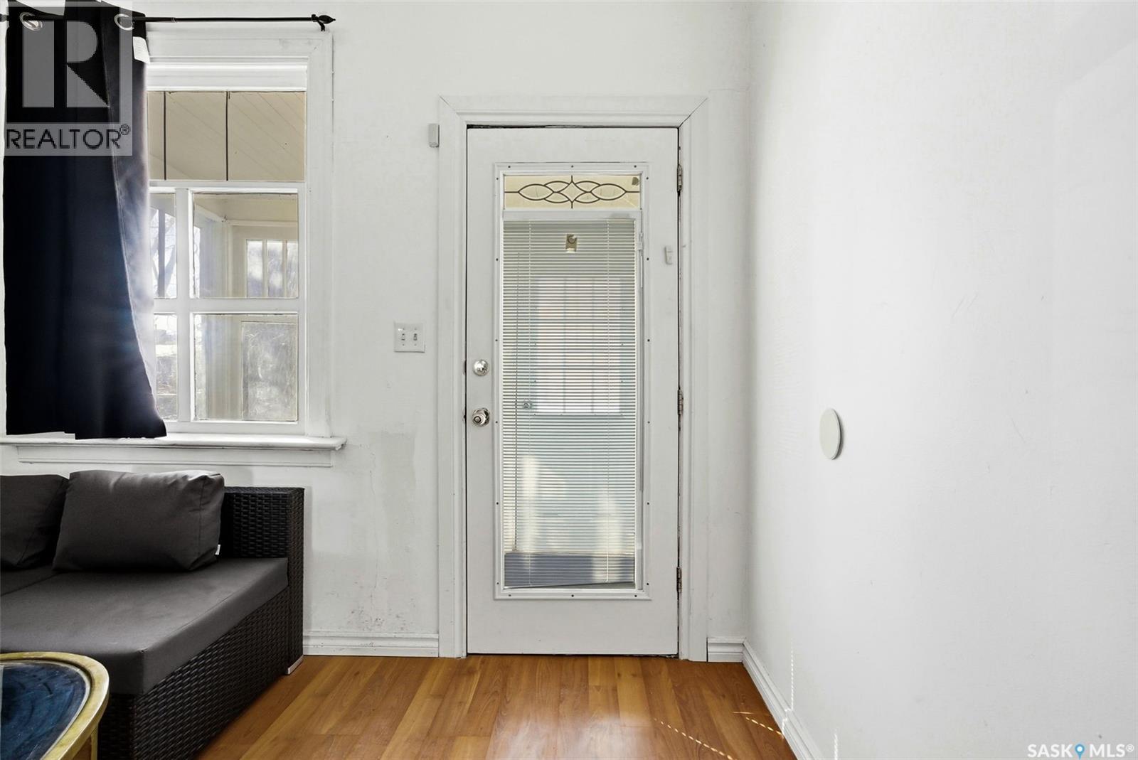 1905 Toronto Street, Regina, Saskatchewan  S4P 1M9 - Photo 5 - SK030332