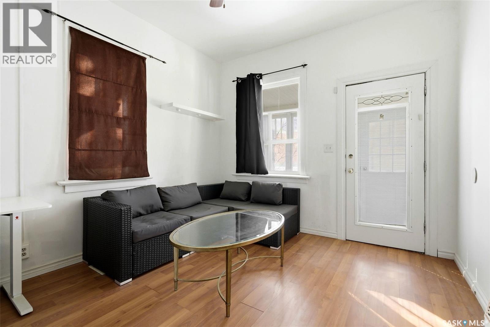 1905 Toronto Street, Regina, Saskatchewan  S4P 1M9 - Photo 6 - SK030332