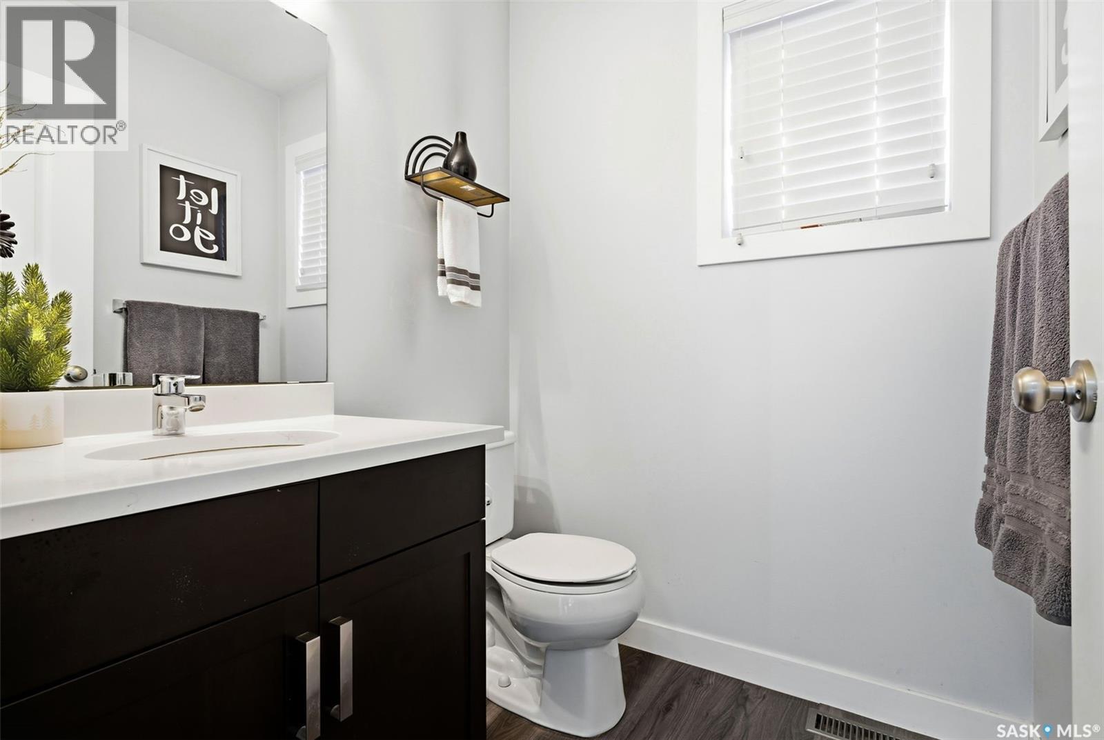 8804 Kestral Drive, Regina, Saskatchewan  S4Y 0C2 - Photo 14 - SK030174