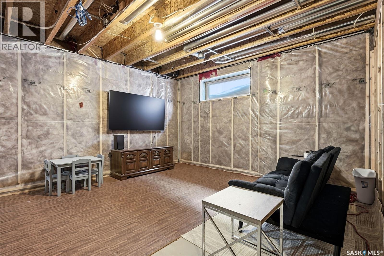 8804 Kestral Drive, Regina, Saskatchewan  S4Y 0C2 - Photo 30 - SK030174