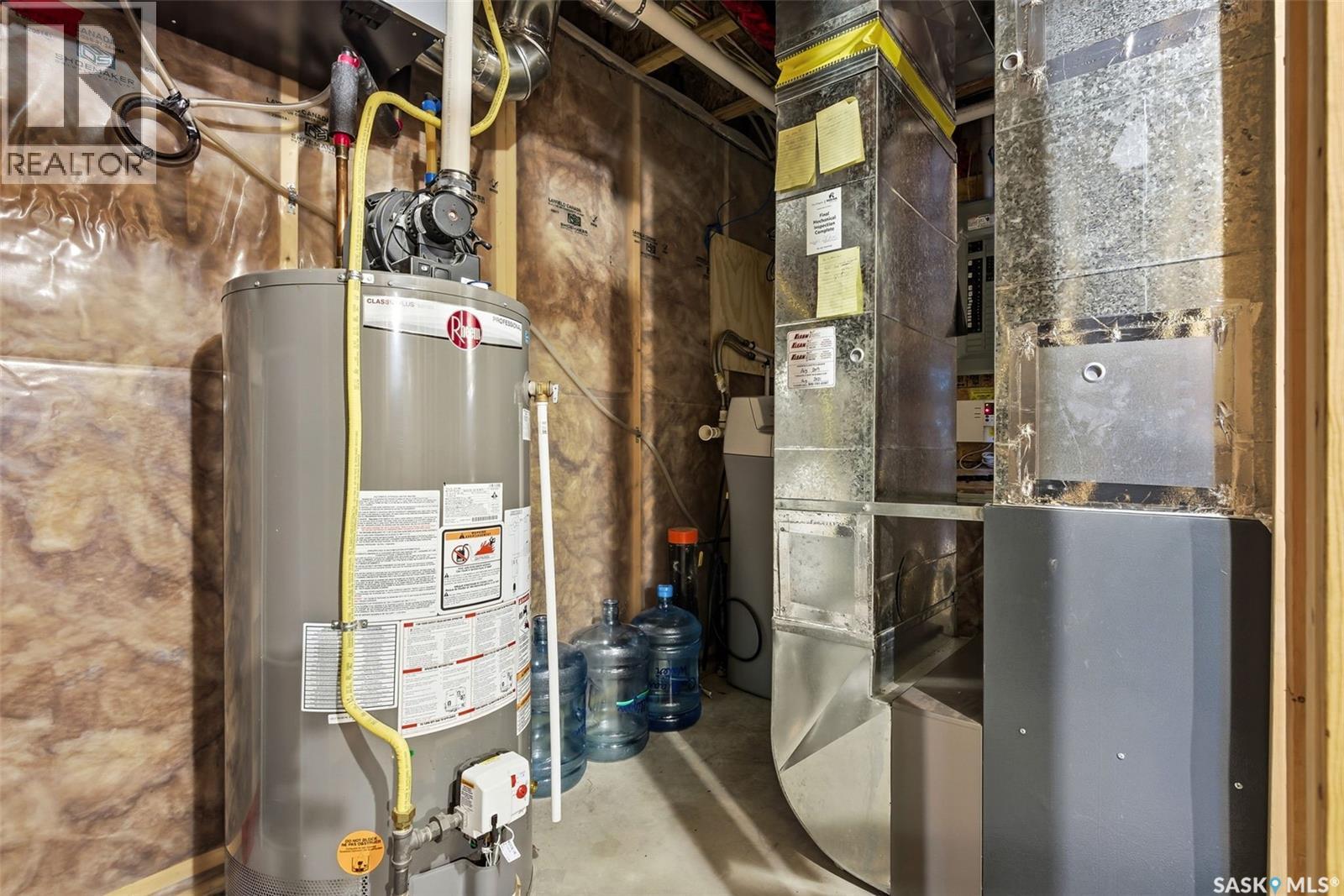 8804 Kestral Drive, Regina, Saskatchewan  S4Y 0C2 - Photo 32 - SK030174