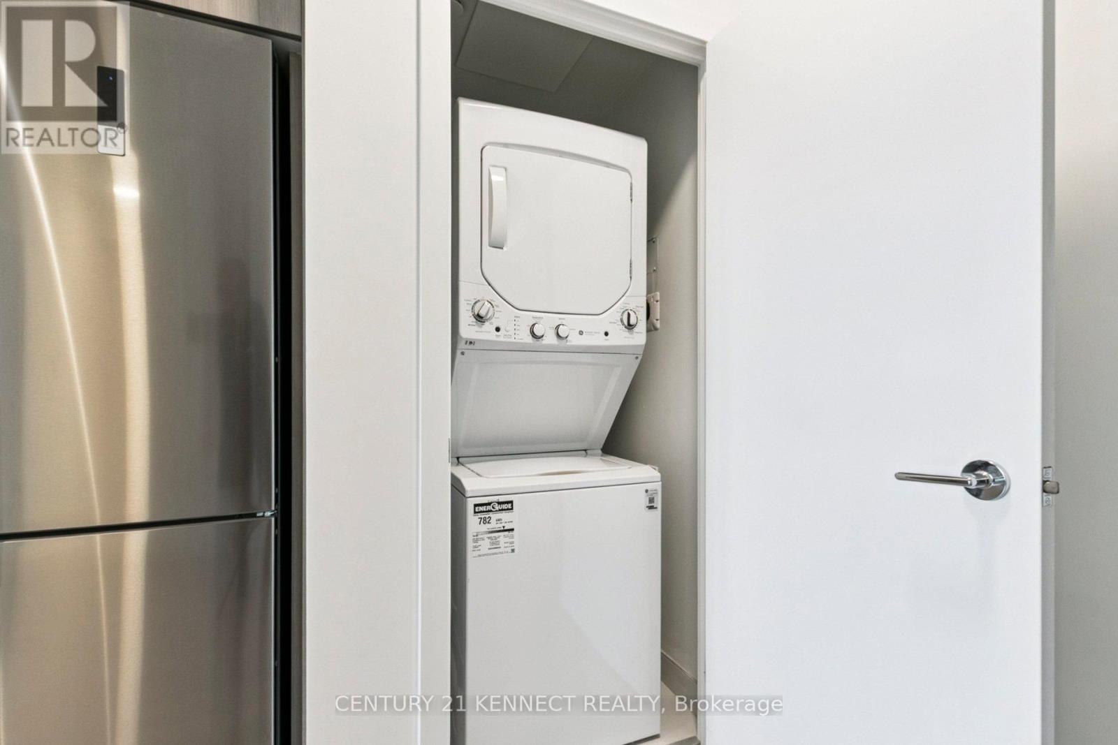 301 - 1005 Dundas Street, Oakville (Jm Joshua Meadows), Ontario  L6H 8C7 - Photo 15 - W12879814