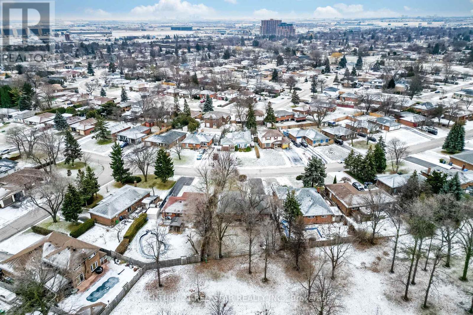 25 Devonshire Drive, Brampton (Southgate), Ontario  L6T 3G5 - Photo 38 - W12879824