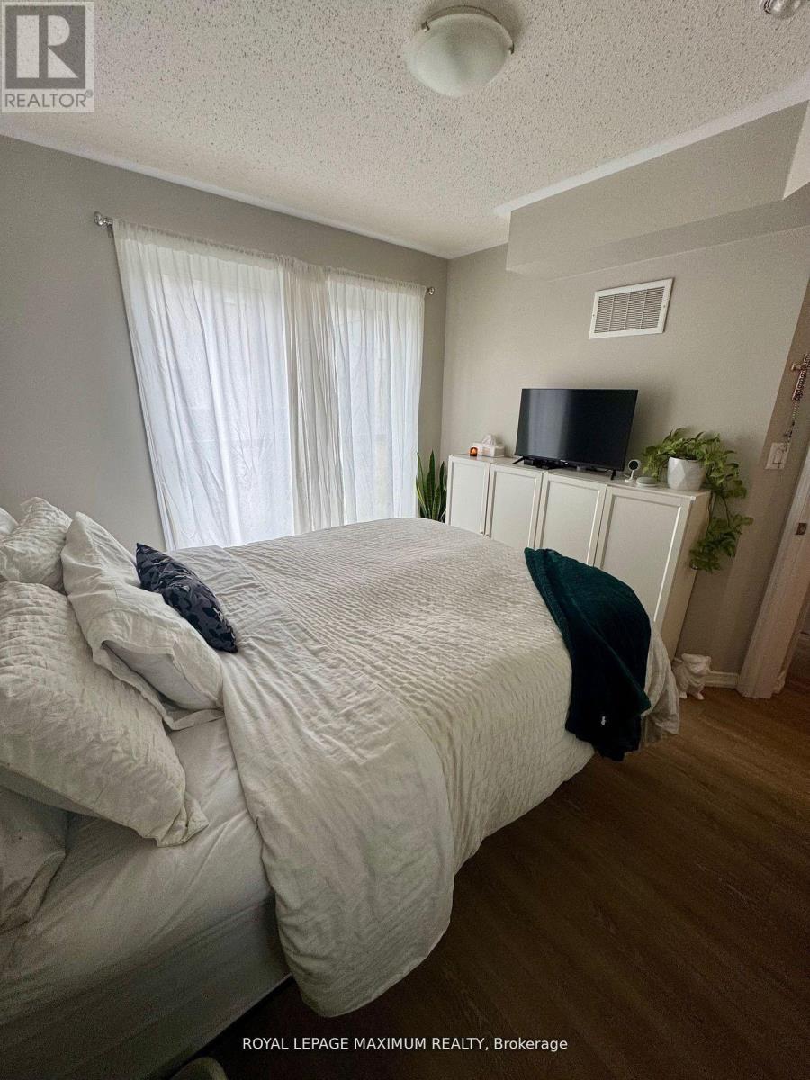 92 - 30 Fieldway Road, Toronto (Islington-City Centre West), Ontario  M8Z 0E3 - Photo 13 - W12879846