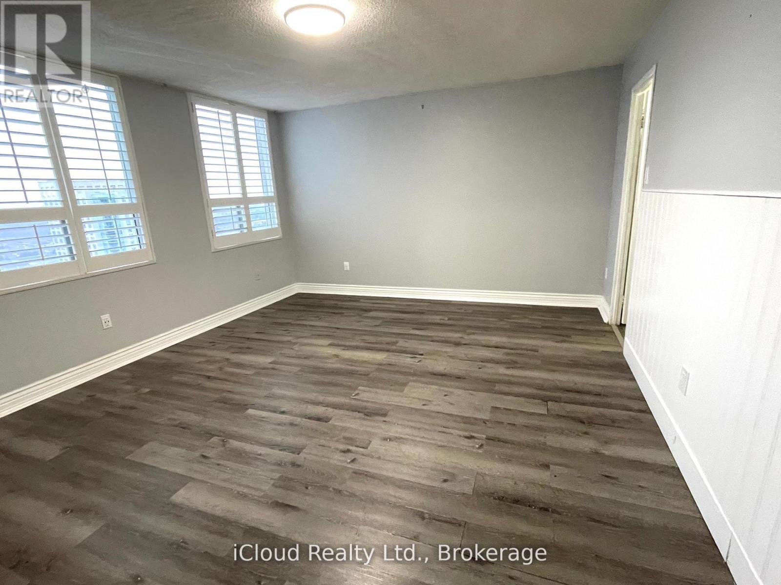 3208 - 3650 Kaneff Crescent, Mississauga (Mississauga Valleys), Ontario  L5A 4A1 - Photo 14 - W12879852