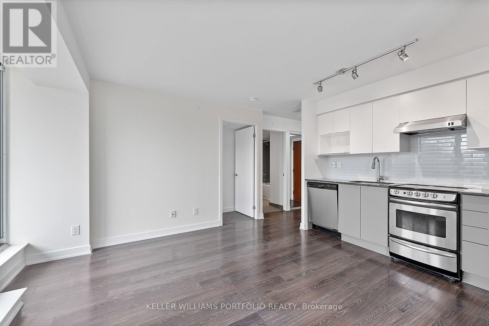 322 - 160 Flemington Road, Toronto (Yorkdale-Glen Park), Ontario  M6A 0A9 - Photo 7 - W12879936