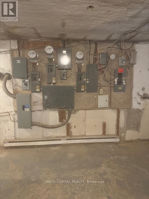 612 Gerrard Street E, Toronto, Ontario  M4M 1Y3 - Photo 6 - E12879834