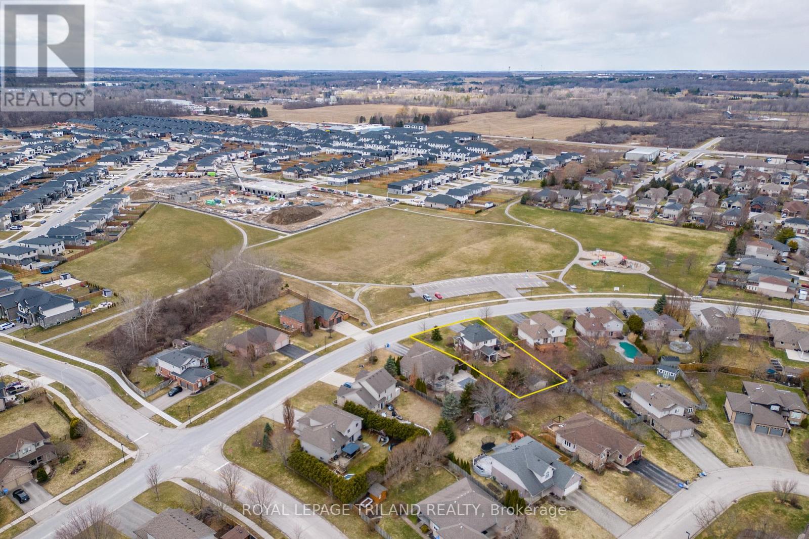 104 Stephen Moore Drive, Middlesex Centre, Ontario  N0L 1R0 - Photo 47 - X12879352