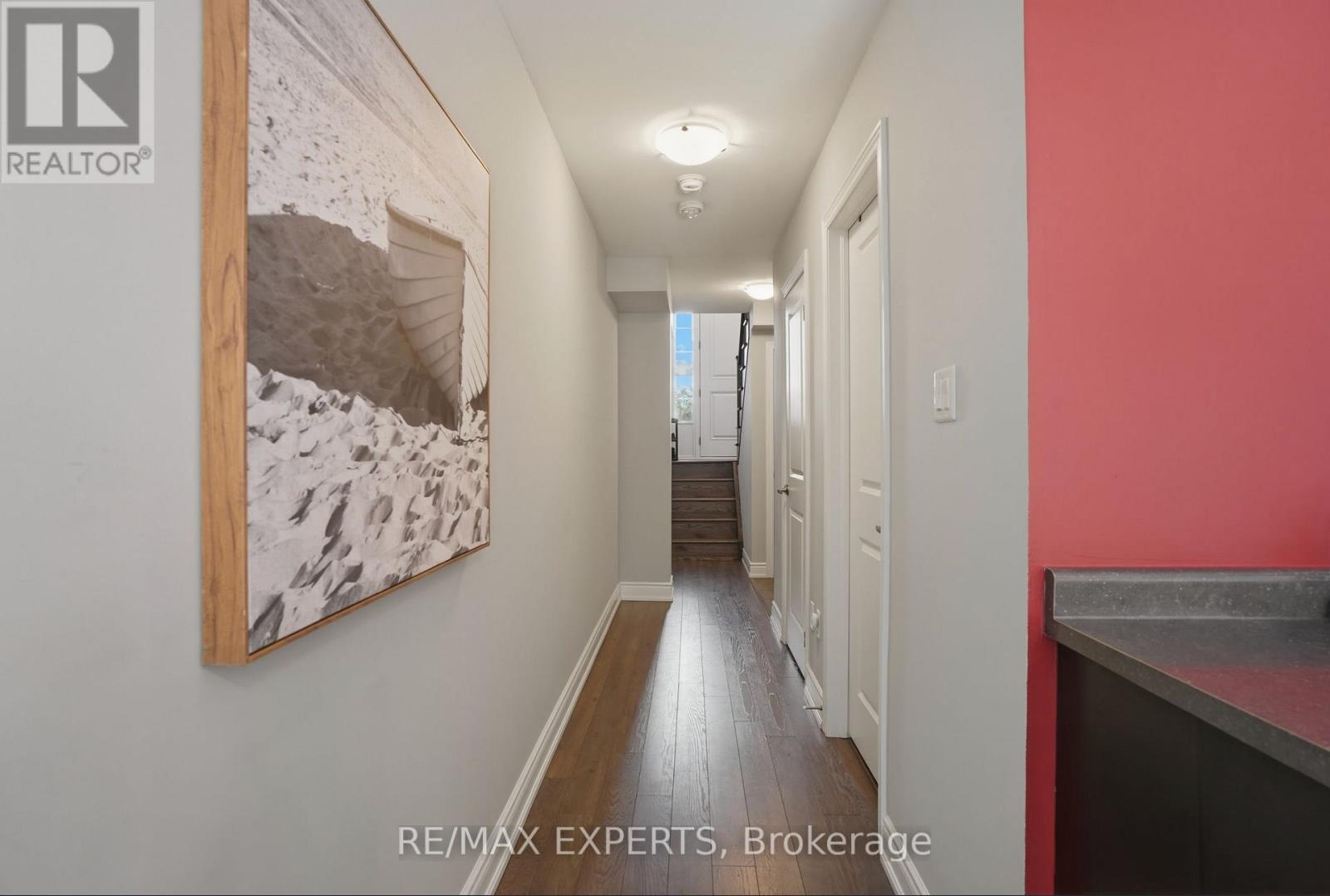 10 Augustus Terrace, Toronto, Ontario  M8Z 0E4 - Photo 30 - W12879332