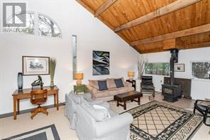 388 Crescent Road, Strong, Ontario  P0A 1Z0 - Photo 6 - X12879816