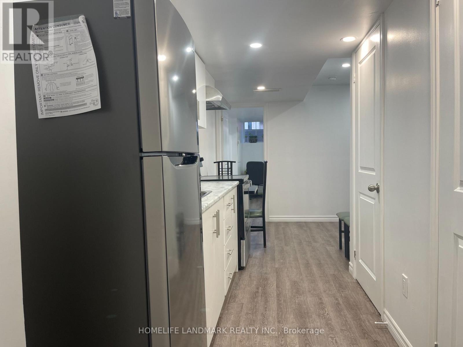 Lower - 184 Wilson Street, Hamilton (Beasley), Ontario  L8R 1E4 - Photo 11 - X12879828