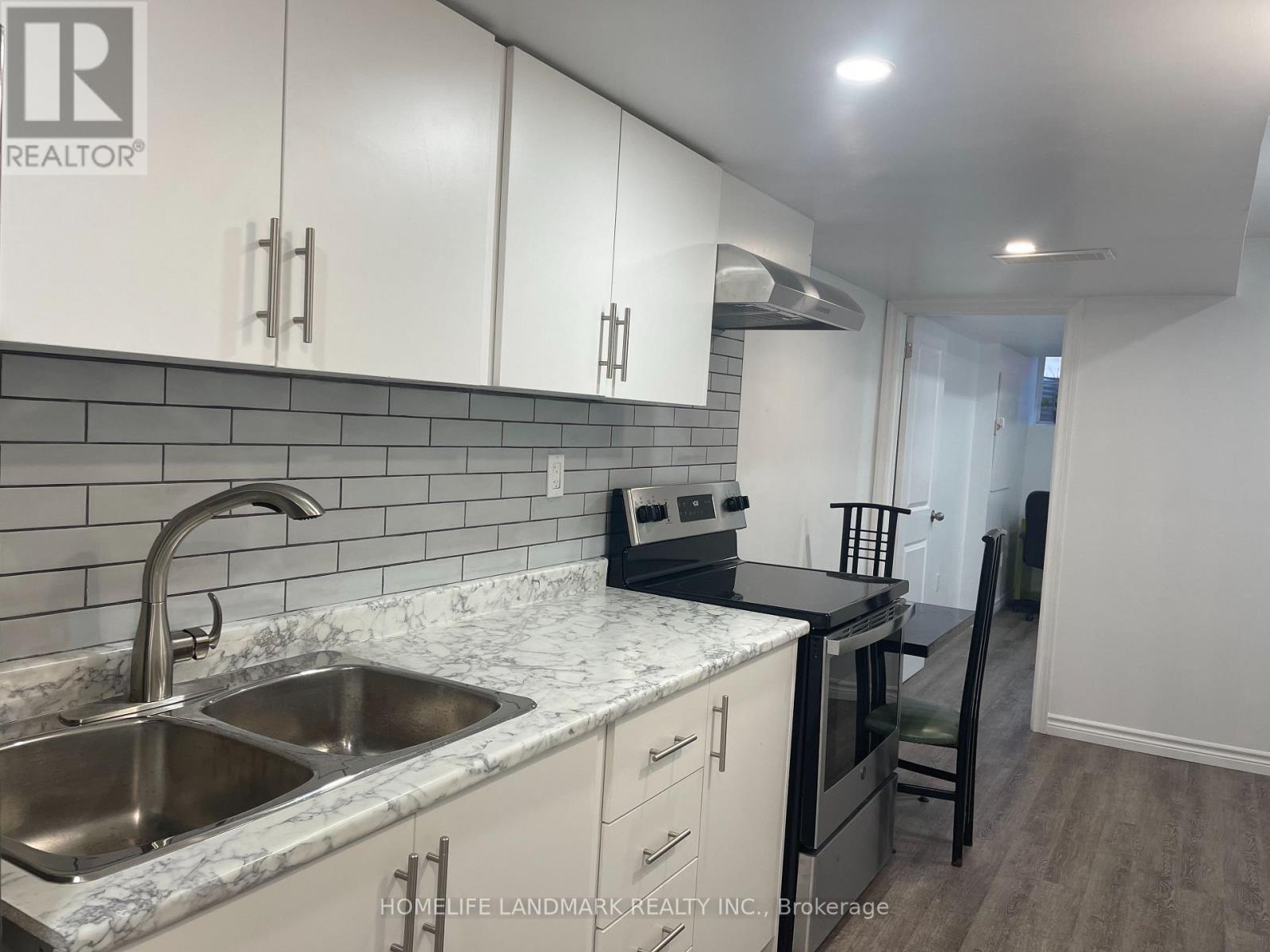 Lower - 184 Wilson Street, Hamilton (Beasley), Ontario  L8R 1E4 - Photo 12 - X12879828