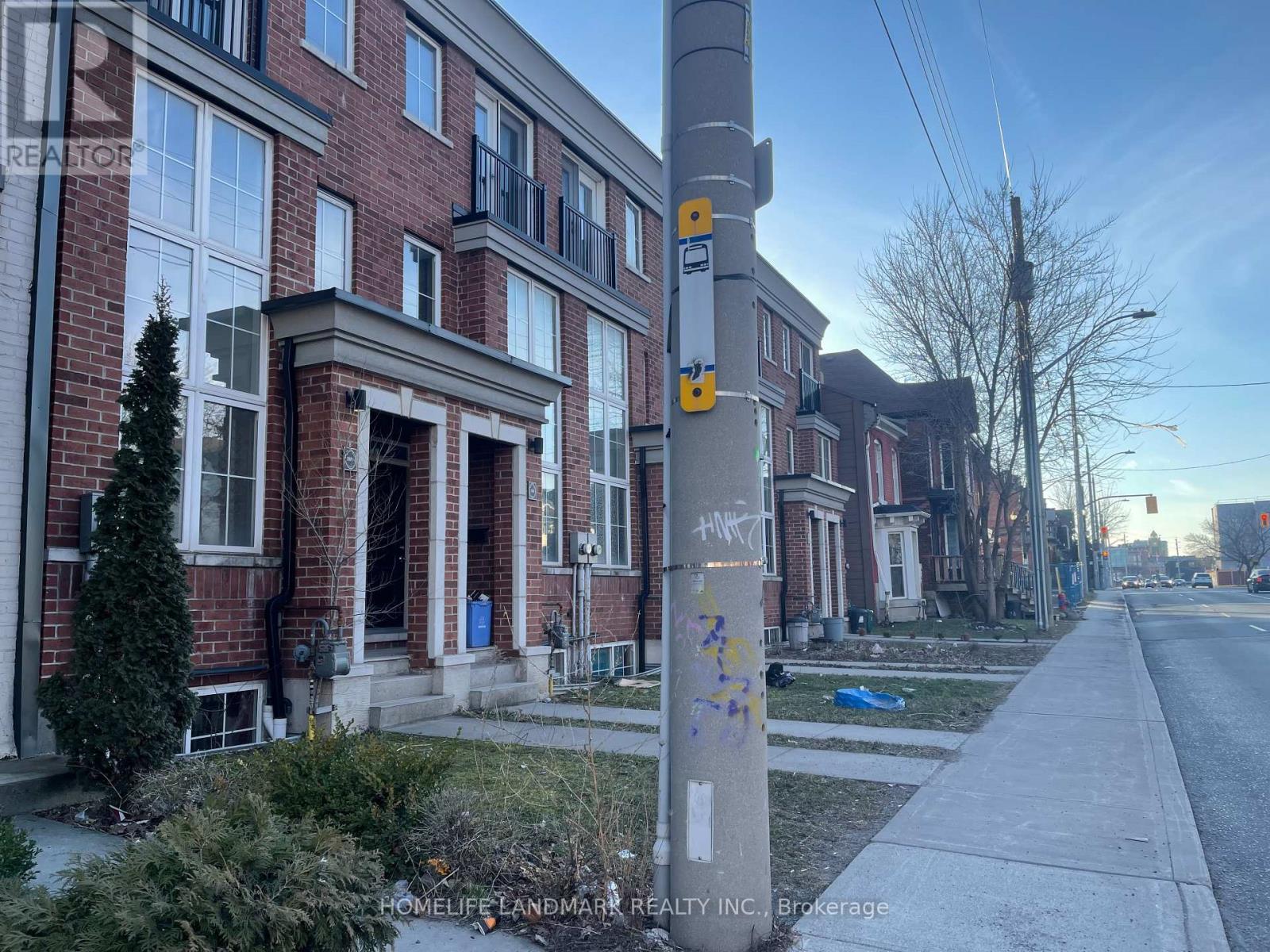 Lower - 184 Wilson Street, Hamilton (Beasley), Ontario  L8R 1E4 - Photo 2 - X12879828