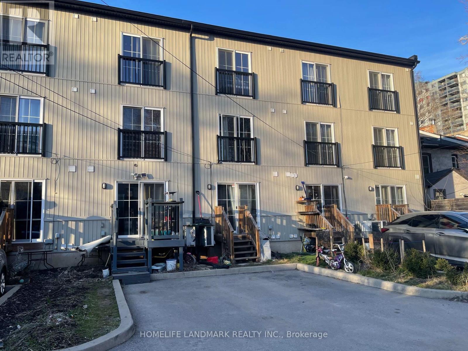 Lower - 184 Wilson Street, Hamilton (Beasley), Ontario  L8R 1E4 - Photo 3 - X12879828