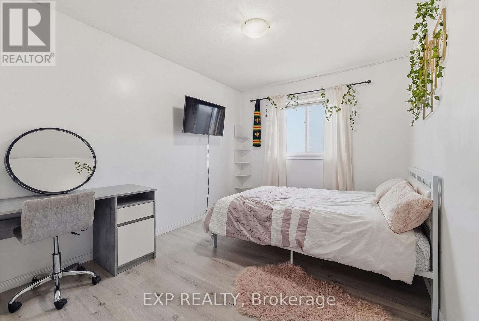 147 Kemp Crescent, Guelph, Ontario  N1E 0K1 - Photo 22 - X12879840