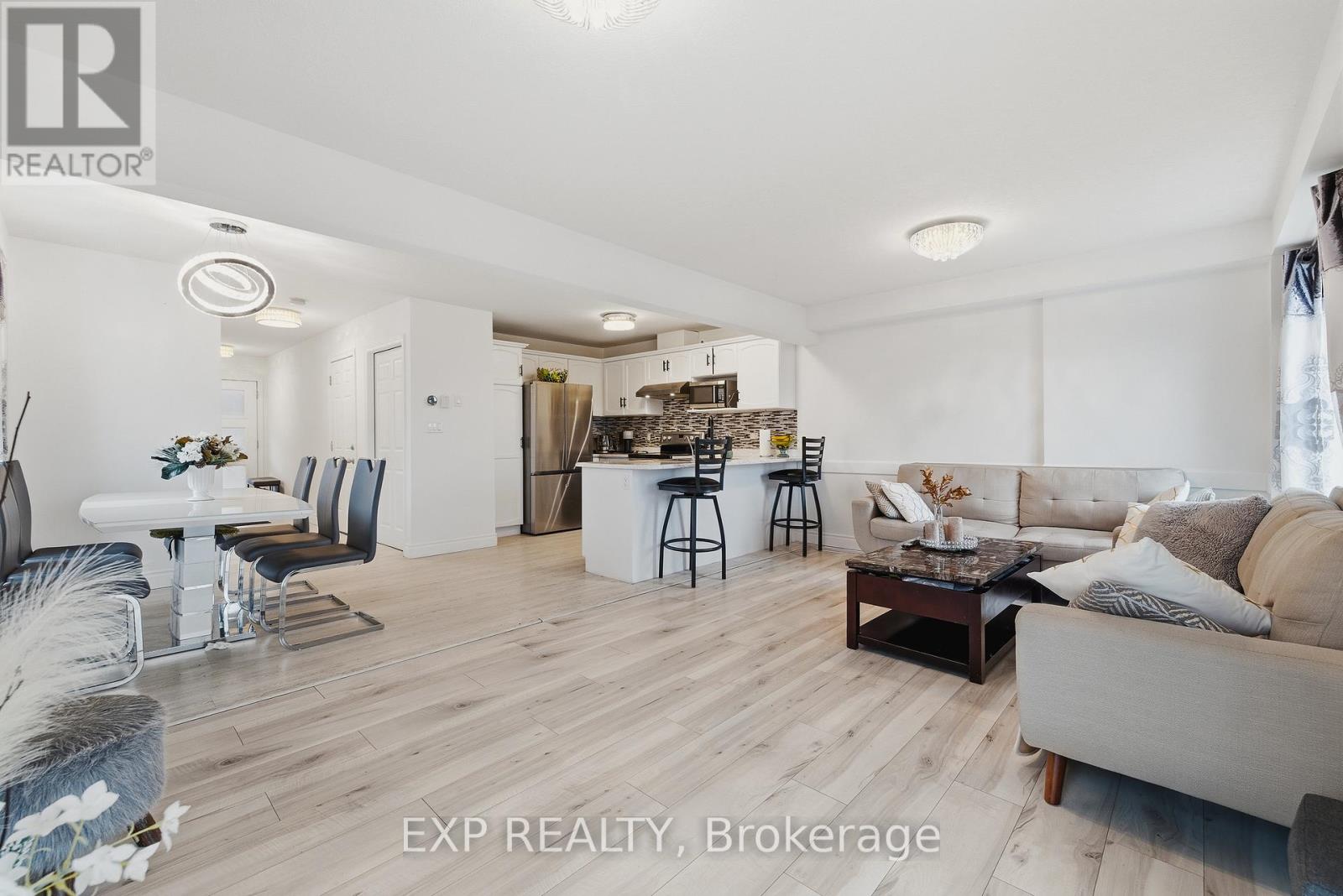 147 Kemp Crescent, Guelph, Ontario  N1E 0K1 - Photo 5 - X12879840