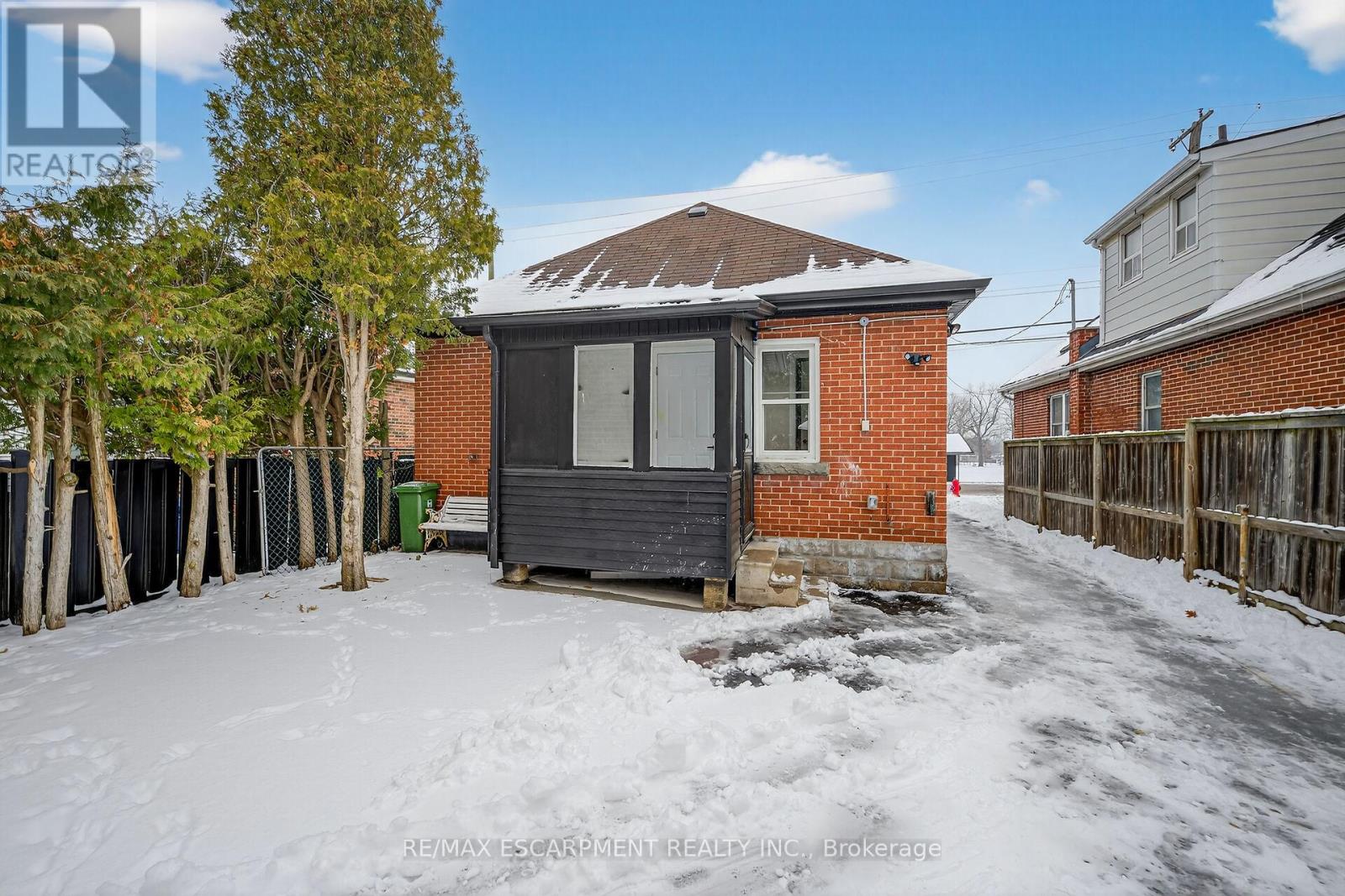 150 Brucedale Avenue E, Hamilton (Inch Park), Ontario  L9A 1N6 - Photo 49 - X12879932