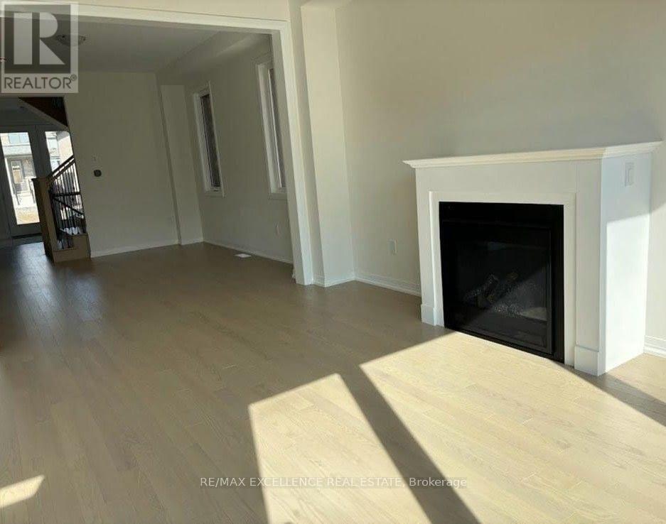 461 Robert Woolner Street S, North Dumfries, Ontario  N0B 1E0 - Photo 4 - X12879952