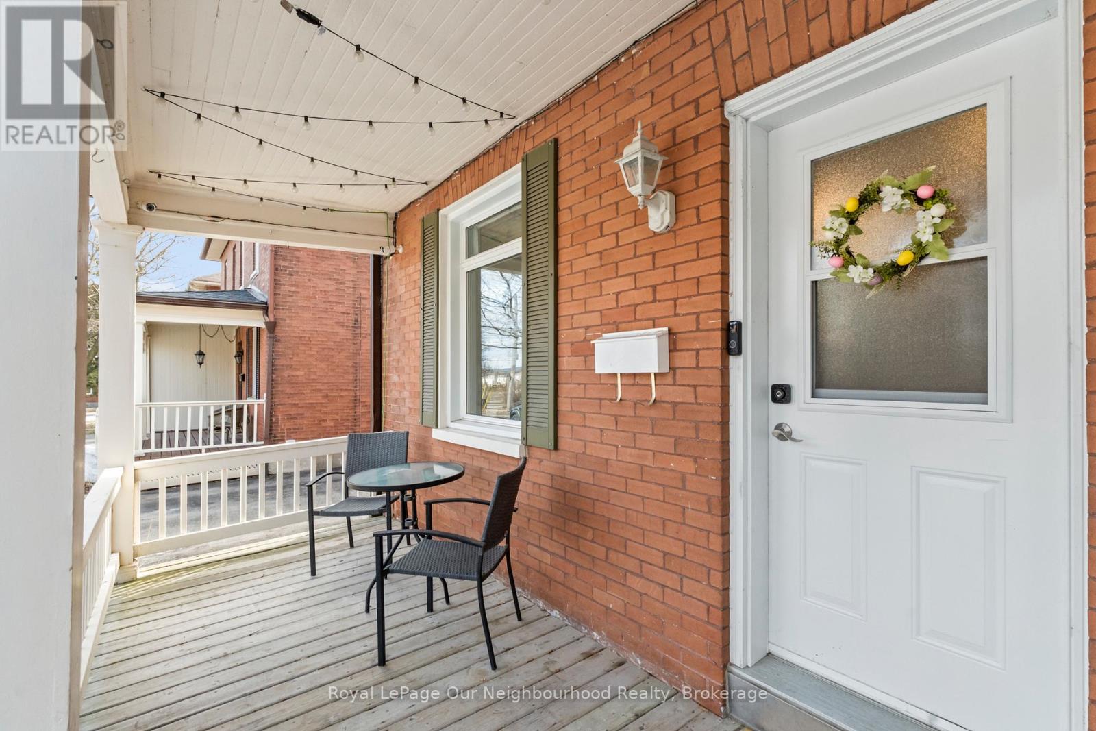 9 Carlisle Avenue, Clarington, Ontario  L1C 1W4 - Photo 2 - E12879976