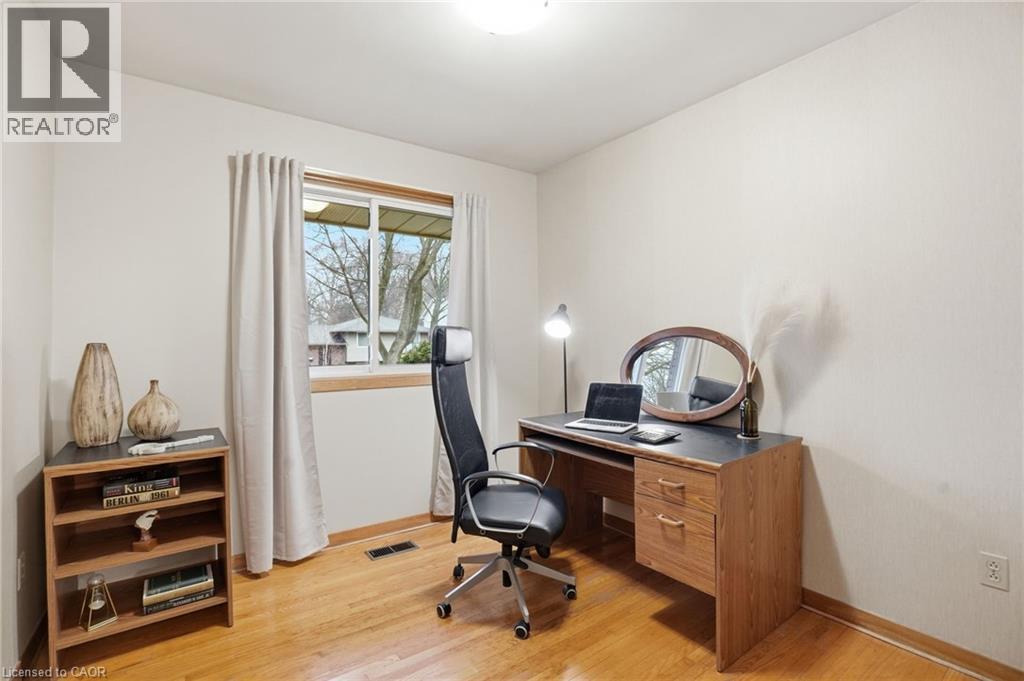 5210 Mulberry Drive, Burlington, Ontario  L7L 3P4 - Photo 31 - 40812016